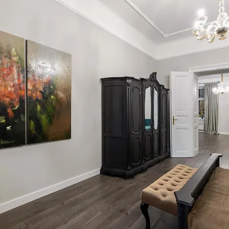 Daire 3 , Rohatyntsyv Street Lviv