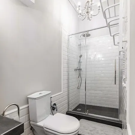 3 , Rohatyntsyv Street * Lviv